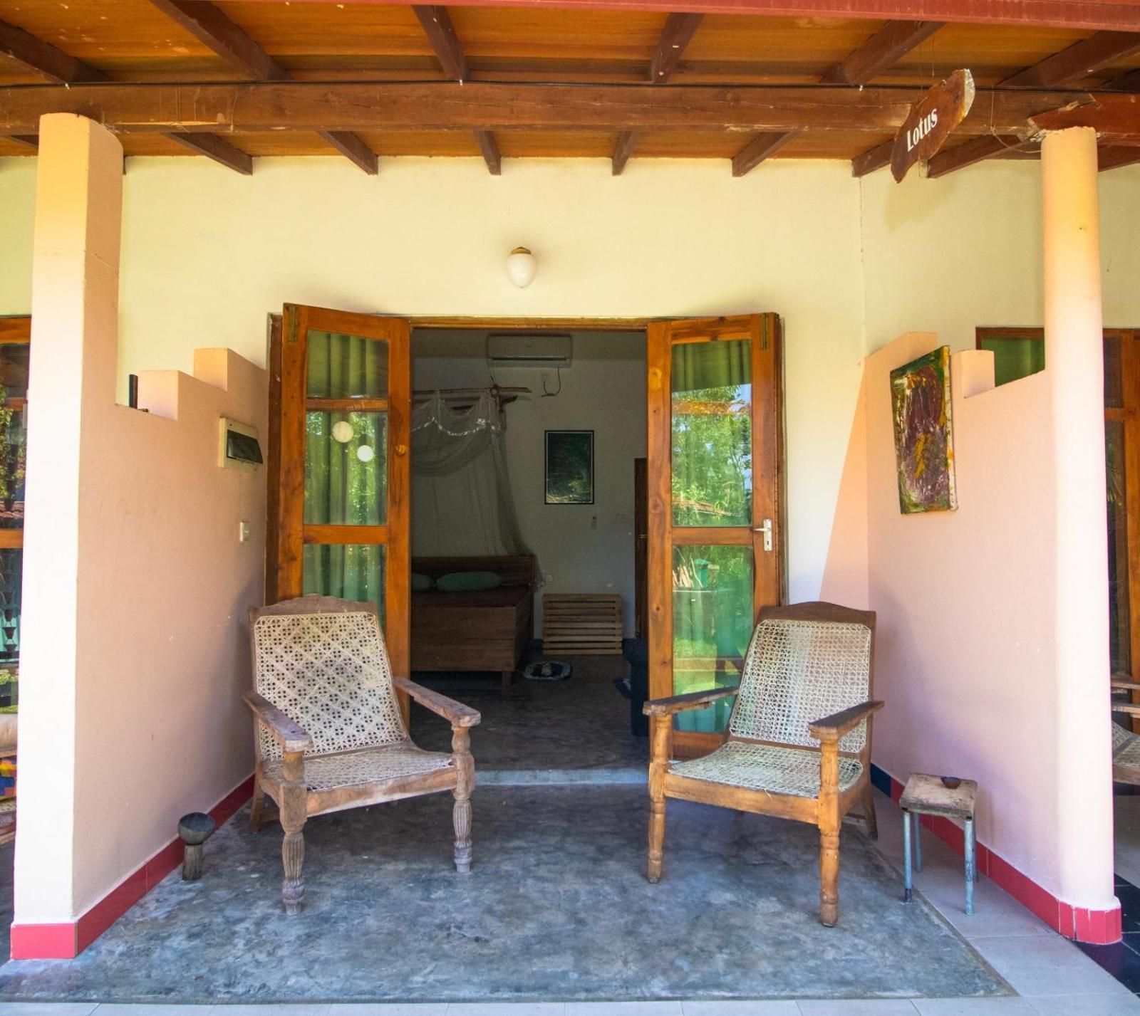 Hilltop Bungalow Mirissa Exterior foto
